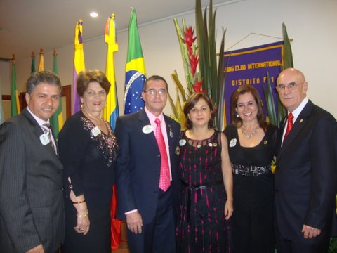 Casais: Gov Murillas, CC Luz Dary e DI Karnopp